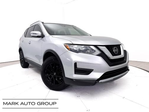Brilliant Silver Metallic 2019 Nissan Rogue SV