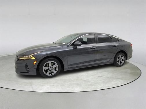 2022 Kia K5 LXS