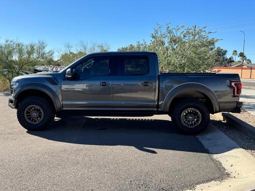 2020 Ford F-150 Raptor