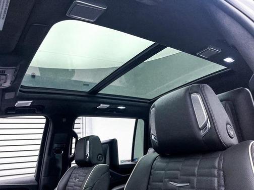 2023 Cadillac Escalade ESV V-Series