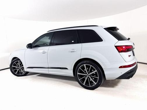 2022 Audi SQ7 4.0T Premium Plus