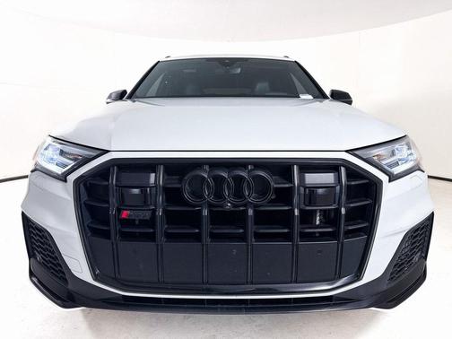 2022 Audi SQ7 4.0T Premium Plus