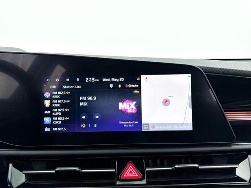 Aurora Black 2024 Kia Niro EX Touring