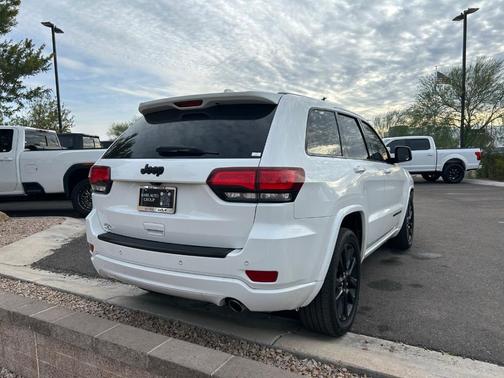 2018 Jeep Grand Cherokee Altitude