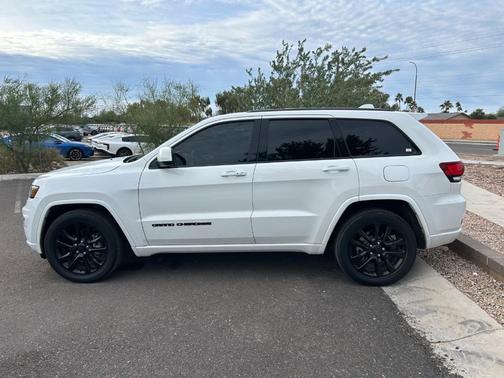2018 Jeep Grand Cherokee Altitude