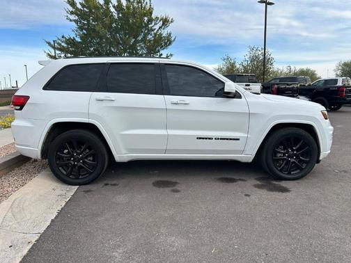 2018 Jeep Grand Cherokee Altitude