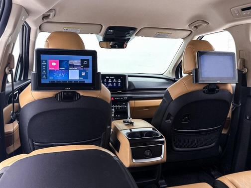 2022 Kia Carnival EX
