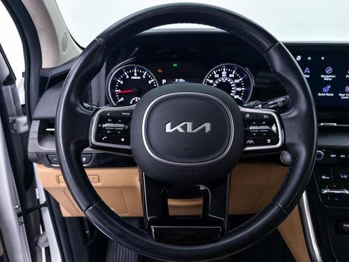 2022 Kia Carnival EX