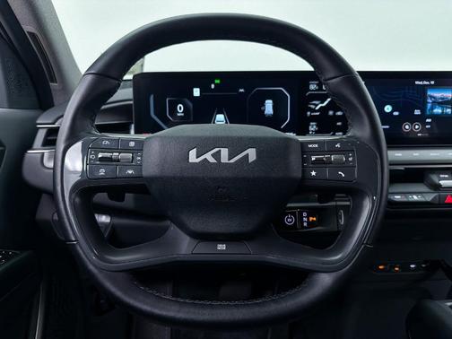 2024 Kia EV9 Light Long Range