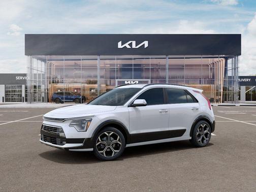 Snow White Pearl 2026 Kia Niro SX Touring
