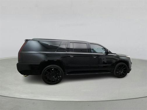2018 Cadillac Escalade ESV Luxury