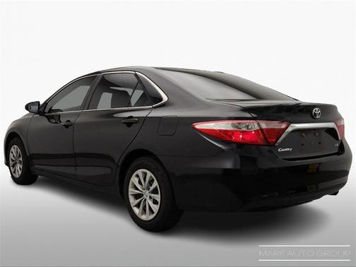 2017 Toyota Camry XLE