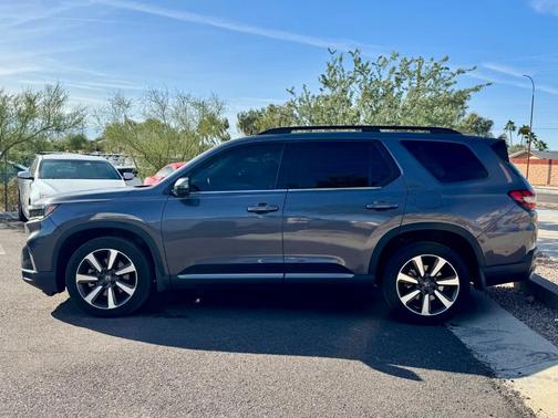2023 Honda Pilot Elite