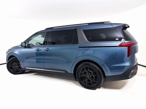 2025 Kia Carnival SX Prestige