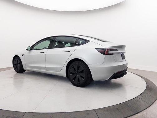2024 Tesla Model 3 Long Range