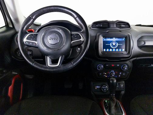2018 Jeep Renegade Trailhawk