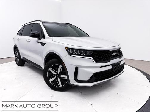 2022 Kia Sorento S