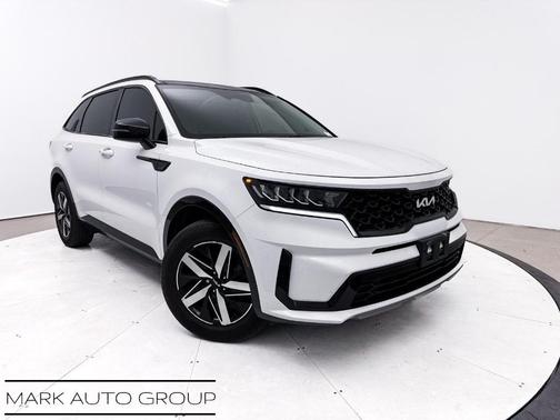 2022 Kia Sorento S