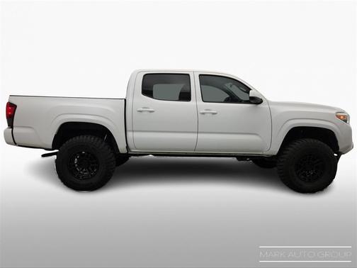 2020 Toyota Tacoma SR5
