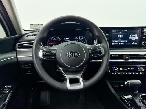 2021 Kia K5 LXS