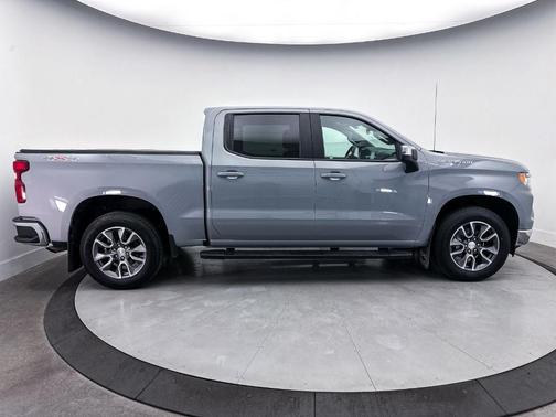 Slate Gray Metallic 2024 Chevrolet Silverado 1500 LT