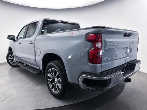 Slate Gray Metallic 2024 Chevrolet Silverado 1500 LT