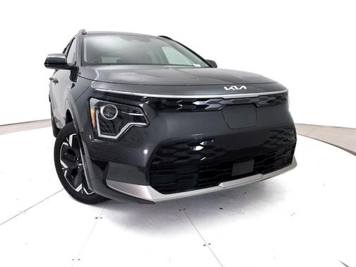 Graphite Gray 2024 Kia Niro EV Wind