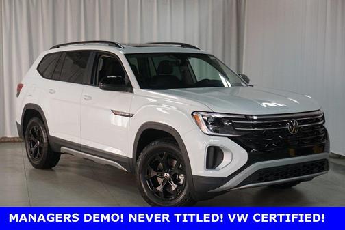 2025 Volkswagen Atlas 2.0T Peak Edition