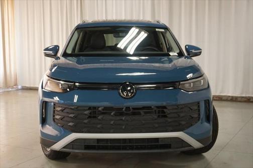 2025 Volkswagen Tiguan 2.0T SE 4MOTION