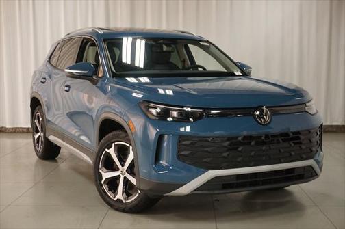 2025 Volkswagen Tiguan 2.0T SE 4MOTION