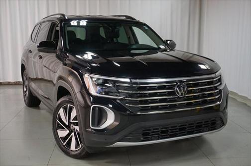 2024 Volkswagen Atlas 2.0T SE w/Technology 4MOTION