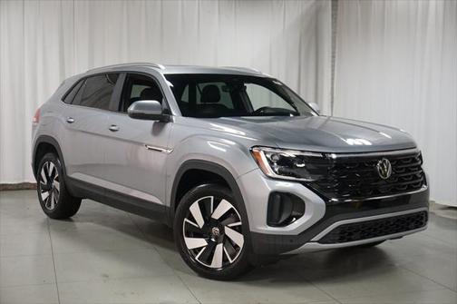 2025 Volkswagen Atlas Cross Sport 2.0T SE w/Technology 4MOTION