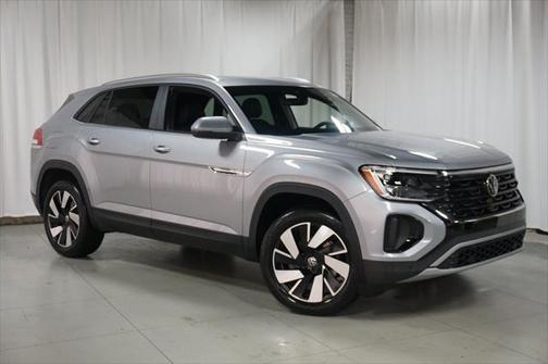 2025 Volkswagen Atlas Cross Sport 2.0T SE w/Technology 4MOTION