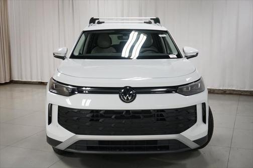 2025 Volkswagen Tiguan 2.0T SE 4MOTION