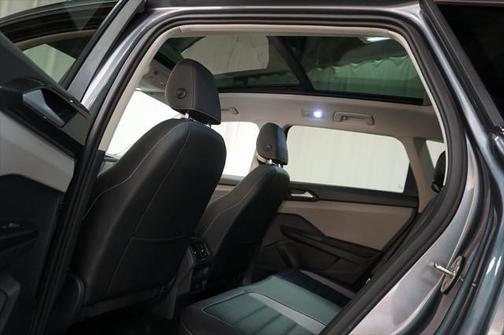 2024 Volkswagen Taos 1.5T SEL