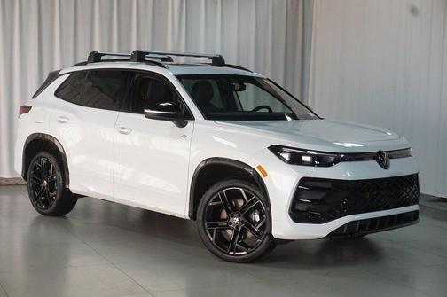 2026 Volkswagen Tiguan 2.0T SE R-Line Black 4MOTION