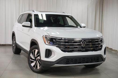 Opal White 2026 Volkswagen Atlas 2.0T SEL