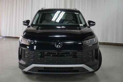 2025 Volkswagen Tiguan 2.0T SE 4MOTION