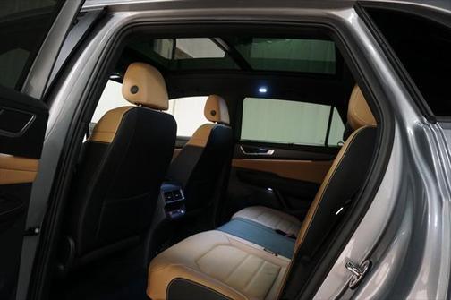2025 Volkswagen Atlas Cross Sport 2.0T SEL