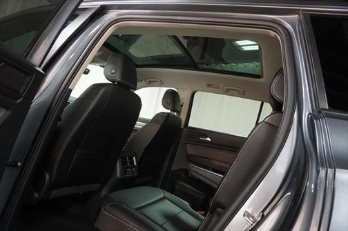 2023 Volkswagen Atlas 3.6L SEL