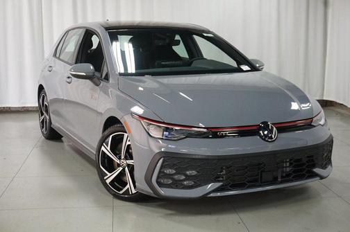 2025 Volkswagen Golf GTI 2.0T SE DSG