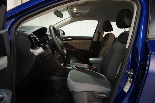 Blue Dusk 2022 Volkswagen Taos 1.5T S
