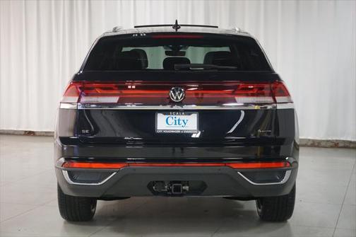 2025 Volkswagen Atlas Cross Sport 2.0T SE w/Technology 4MOTION