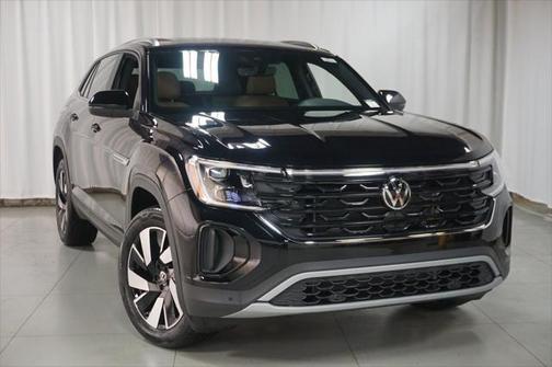 2025 Volkswagen Atlas Cross Sport 2.0T SE w/Technology 4MOTION
