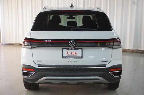 2026 Volkswagen Taos SEL