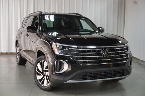 2025 Volkswagen Atlas 2.0T SE w/Technology 4MOTION