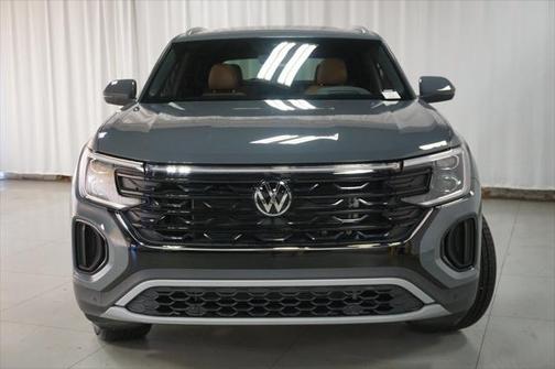 2025 Volkswagen Atlas Cross Sport 2.0T SEL