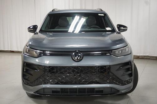 2025 Volkswagen Tiguan 2.0T SE R-Line Black 4MOTION