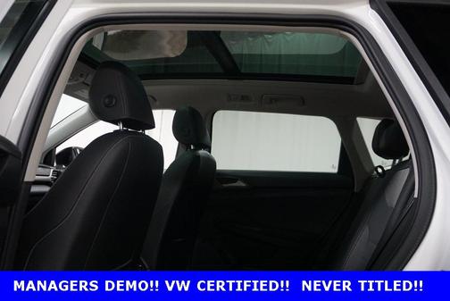 2025 Volkswagen Taos 1.5T SE Black