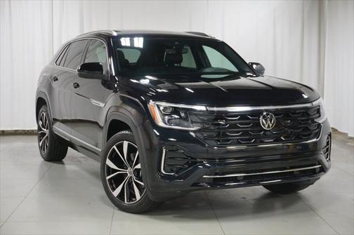 2025 Volkswagen Atlas Cross Sport 2.0T SEL Premium